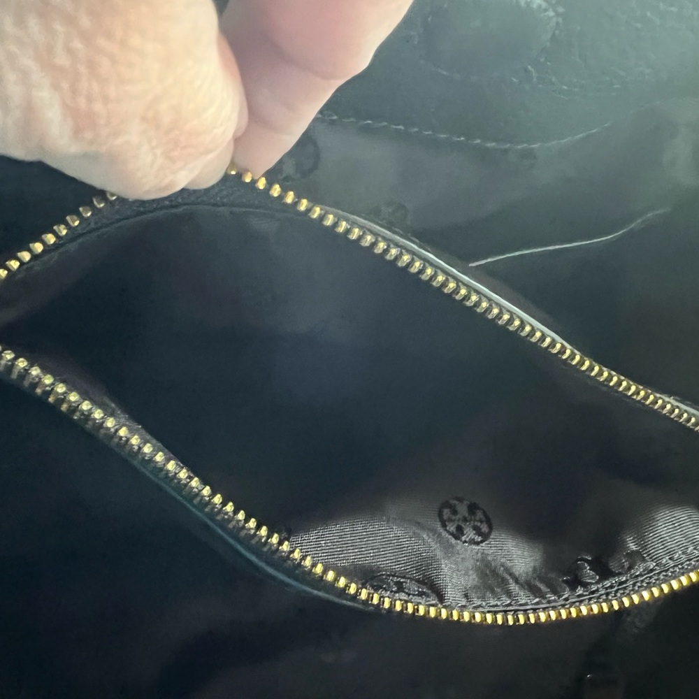 Tory Burch Black Shoulder Bag Pebbled Leather - Picture 4 of 15